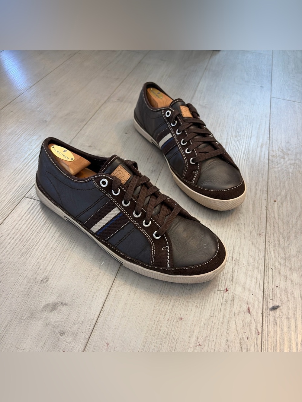 Coach brown leather and suede low top sneakers